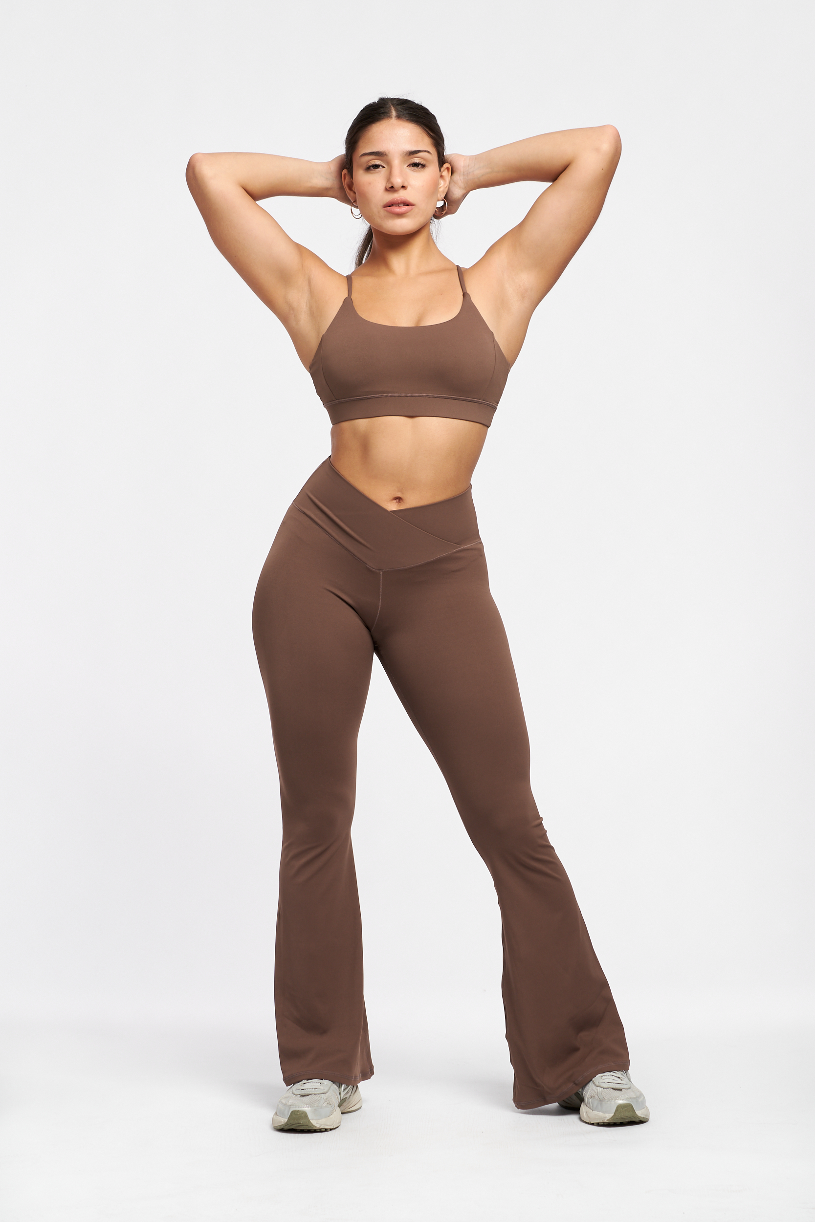 Conjunto deportivo Espresso visto de frente - ropa deportiva mujer athleisure