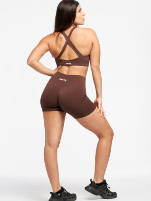 Detalle de la pretina del short Ristretto marrón